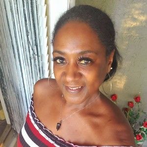 Meet your Posher, Posh